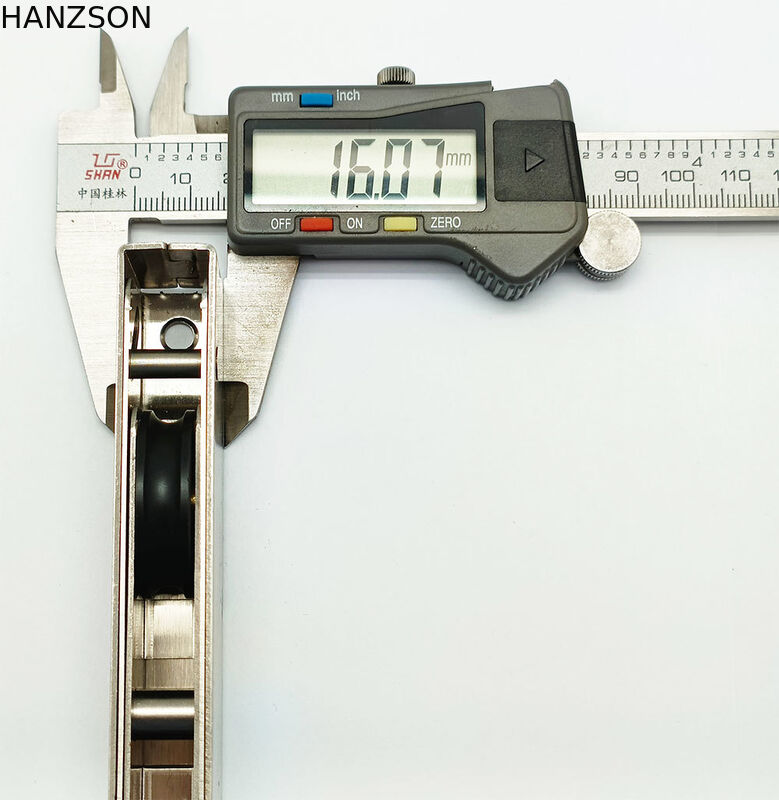 Roue coulissante robuste pour poulie de porte vitrée 16*28 Rouleau de fenêtre coulissante en nylon Roulement en acier Rouleau de porte coulissante