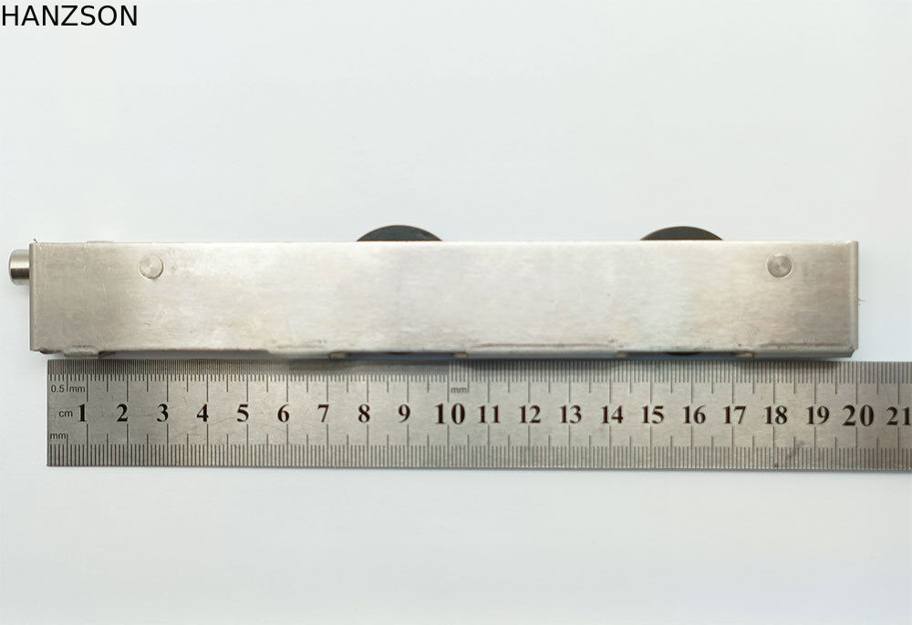 Roue coulissante robuste pour poulie de porte vitrée 16*28 Rouleau de fenêtre coulissante en nylon Roulement en acier Rouleau de porte coulissante